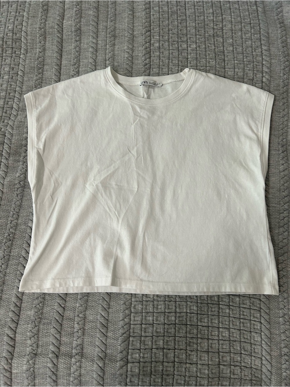 ZARA White Boxy Tee - Like New